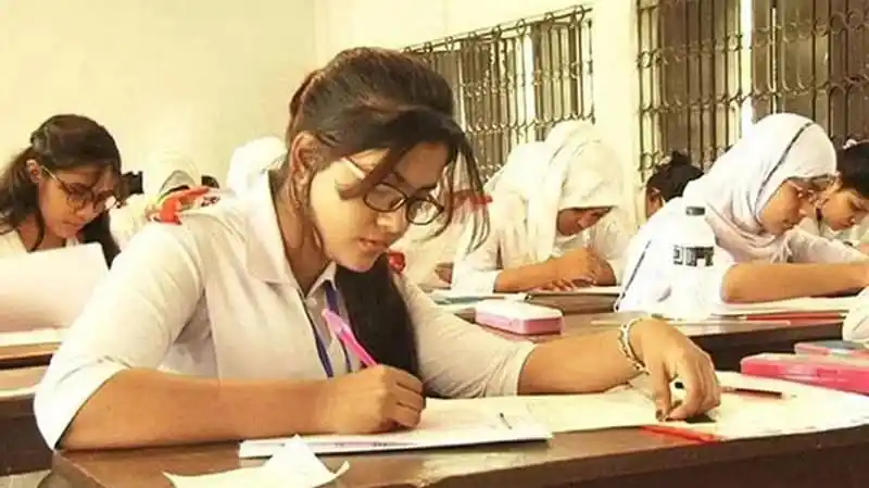 বাংলাদেশের শিক্ষার্থীরা এসএসসি পরীক্ষার জন্য প্রস্তুতি নিচ্ছে।. Channel i News - চ্যানেল আই নিউজ