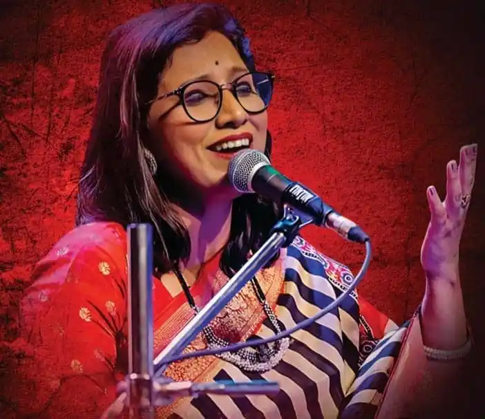 নজরুল উৎসবে অংশ নেওয়া সঙ্গীতশিল্পী সুমনা চ্যাটার্জি, বাংলা সংগীতের পরিবেশনা. Channel i News - চ্যানেল আই নিউজ