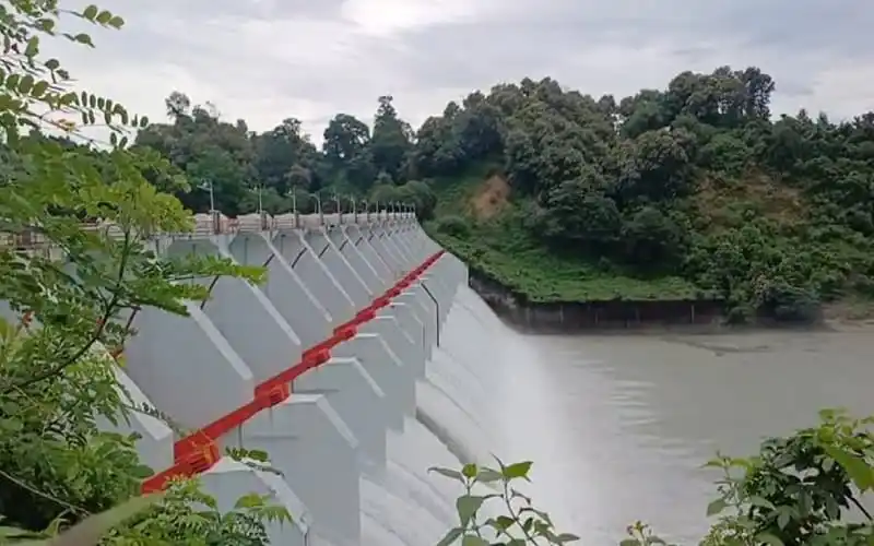 কাপ্তাই বাঁধের ১৬ স্পিলওয়ে গেটের পরিস্থিতি, জলধারা প্রবাহিত হচ্ছে. Channel i News - চ্যানেল আই নিউজ