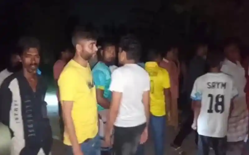 ময়মনসিংহে অটোরিকশা চালকের মরদেহ উদ্ধার, স্থানীয়রা জড়ো. Channel i News - চ্যানেল আই নিউজ