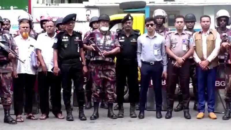 ১৬ জুলাইকে ঘিরে গোপালগঞ্জে ৫ প্লাটুন বিজিবি মোতায়েন