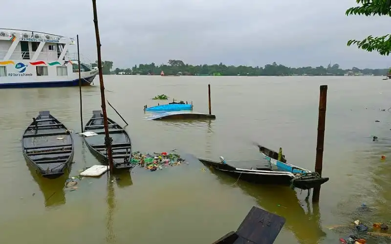 নদীর পানি বৃদ্ধি, নিম্নাঞ্চলে সতর্কতা জারি, জলাবদ্ধতা সৃষ্টি. Channel i News - চ্যানেল আই নিউজ
