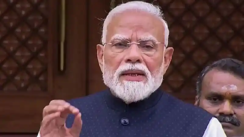 ভারতের প্রধানমন্ত্রী নরেন্দ্র মোদি বক্তৃতা দিচ্ছেন।. Channel i News - চ্যানেল আই নিউজ
