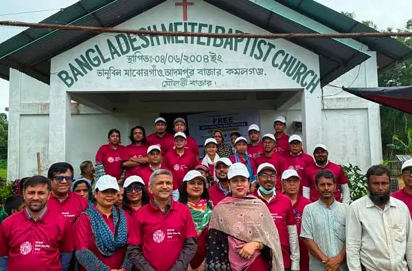 Bangladesh Methodist Church volunteers at free health camp in Vanubil, Komalganj, Sreemangal. Channel i News - চ্যানেল আই নিউজ