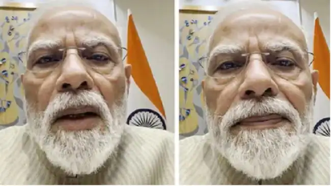 প্রধানমন্ত্রী নরেন্দ্র মোদি ভারতের জাতীয় পতাকায় পেছনে দাঁড়িয়ে. Channel i News - চ্যানেল আই নিউজ