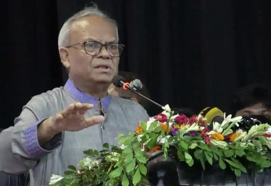 রুহুল কবির রিজভী বক্তৃতা দিচ্ছেন, পত্রিকা অনুষ্ঠানে উপস্থিত. Channel i News - চ্যানেল আই নিউজ