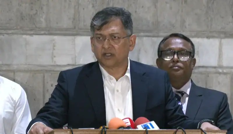 স্বরাষ্ট্রমন্ত্রী সংবাদ সম্মেলনে বক্তব্য দিচ্ছেন. Channel i News - চ্যানেল আই নিউজ