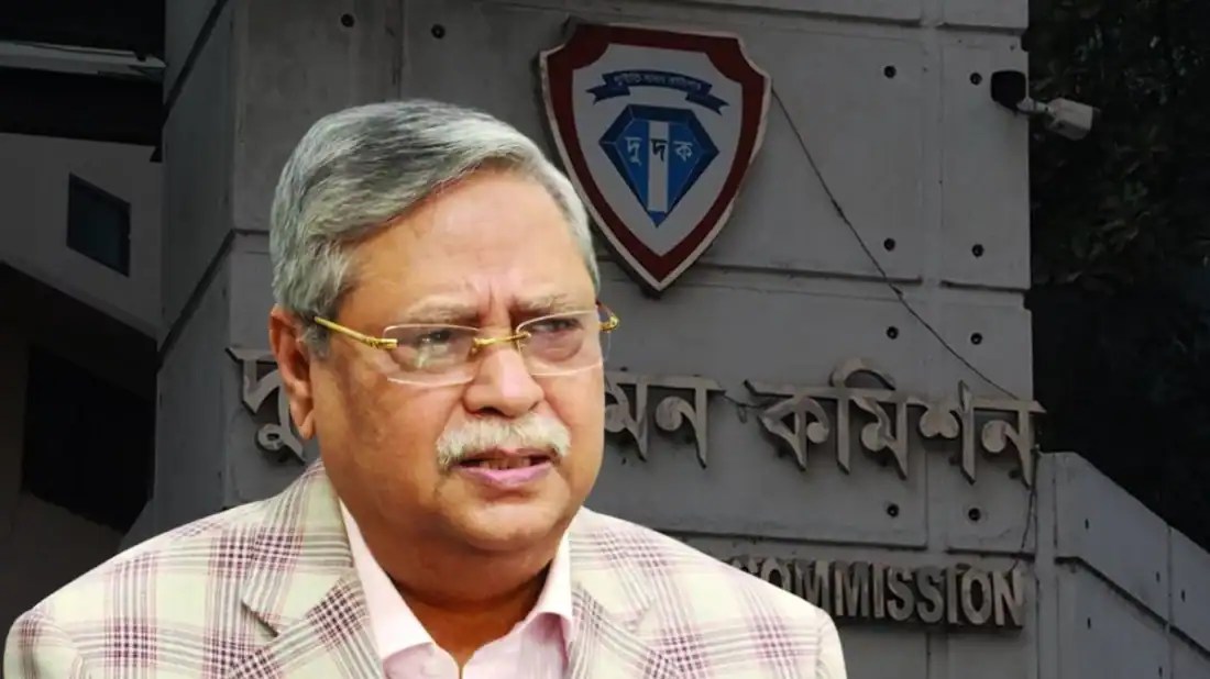 সাবেক রাষ্ট্রপতিসহ ৩৮ জনের বিরুদ্ধে দুদকে অভিযোগ