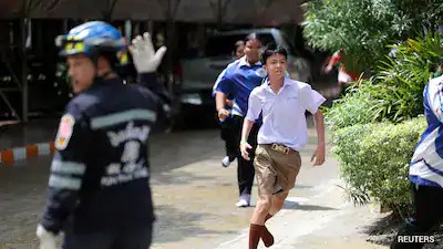 স্কুলে শিক্ষার্থীরা নিরাপত্তার জন্য বের হচ্ছে. Channel i News - চ্যানেল আই নিউজ