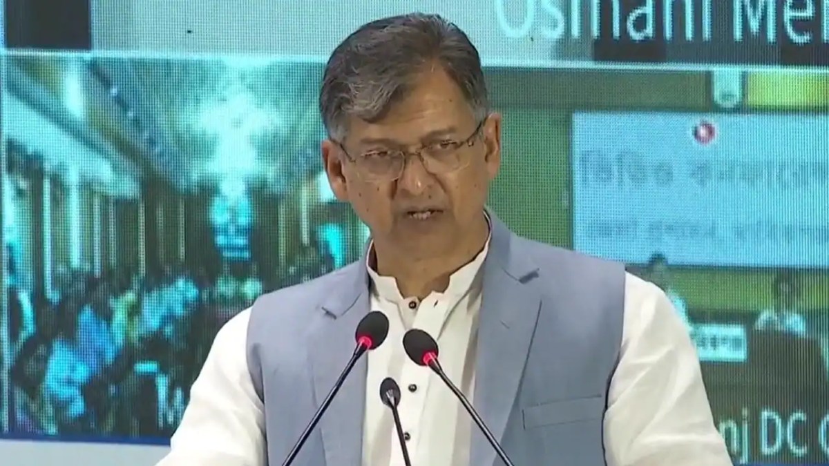 স্বরাষ্ট্রমন্ত্রী বিএনপি সম্পর্কে মন্তব্য করছেন. Channel i News - চ্যানেল আই নিউজ