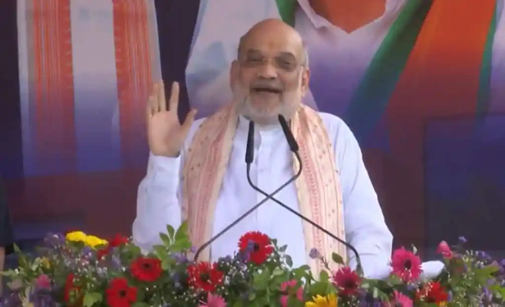 অমিত শাহ ভারতের স্বরাষ্ট্রমন্ত্রী, বক্তৃতা দিচ্ছেন।. Channel i News - চ্যানেল আই নিউজ