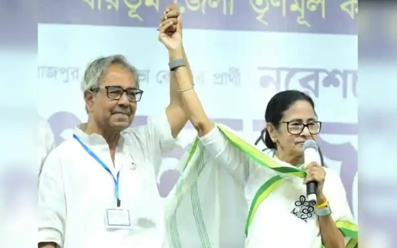 দলীয় কার্যালয়ে তৃণমূলের প্রবীণ নেতা আশিস বন্দ্যোপাধ্যায়ের মরদেহ পাওয়া গেছে. Channel i News - চ্যানেল আই নিউজ