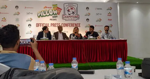 চ্যাম্পিয়নস লিগের প্রেস কনফারেন্সে অংশগ্রহণকারীরা আলোচনা করছেন. Channel i News - চ্যানেল আই নিউজ