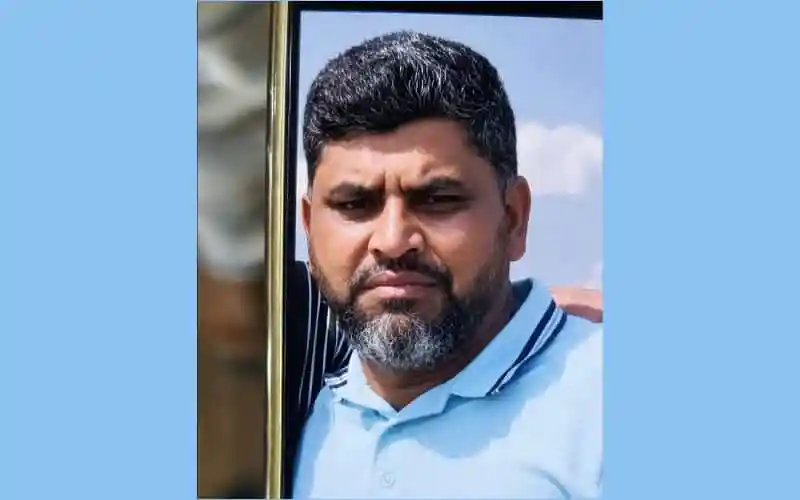 চাঁদপুরে মাদকবিরোধী অভিযানে আহত প্রবাসীর ছবি. Channel i News - চ্যানেল আই নিউজ