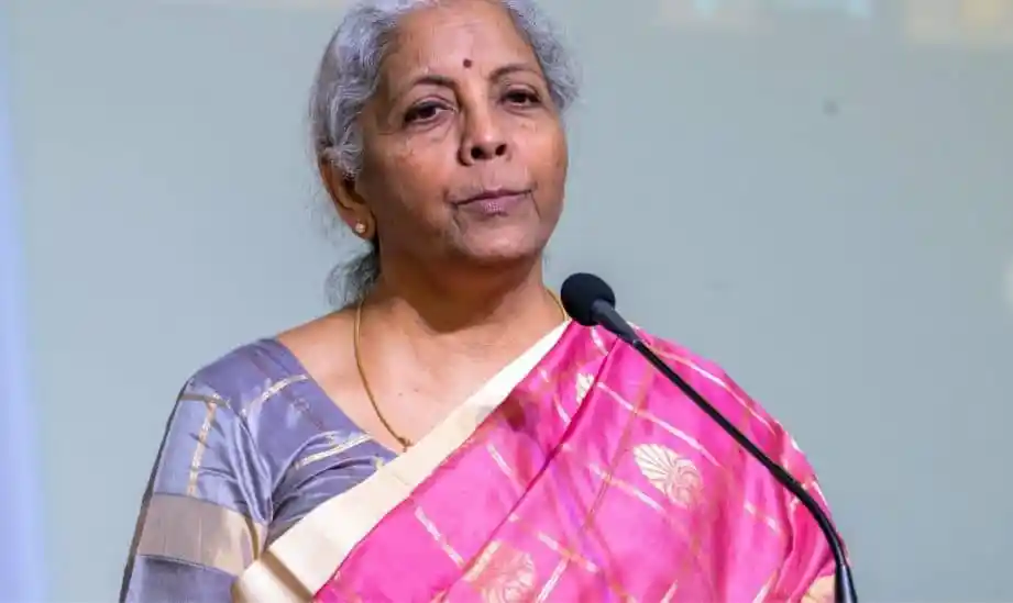 ভারতীয় অর্থমন্ত্রী নির্মলা সীতারামন বক্তৃতা দিচ্ছেন. Channel i News - চ্যানেল আই নিউজ