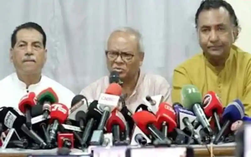 বিএনপির নেতারা ৪৮তম প্রতিষ্ঠাবার্ষিকী উপলক্ষে সংবাদ সম্মেলনে বক্তব্য দিচ্ছেন. Channel i News - চ্যানেল আই নিউজ