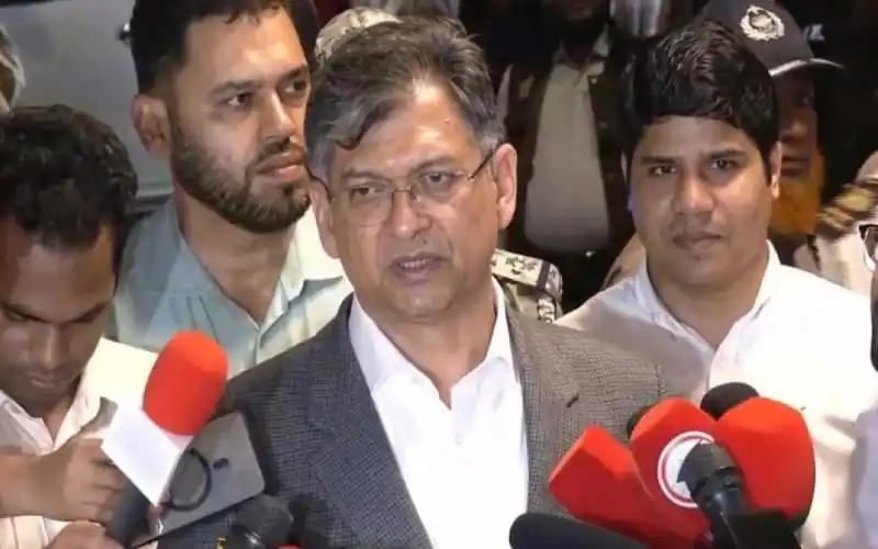 স্বরাষ্ট্রমন্ত্রী ৭০ অনুচ্ছেদ সংশোধনের পর পরবর্তী রাষ্ট্রপতি নির্বাচন সম্পর্কে কথা বলছেন।. Channel i News - চ্যানেল আই নিউজ