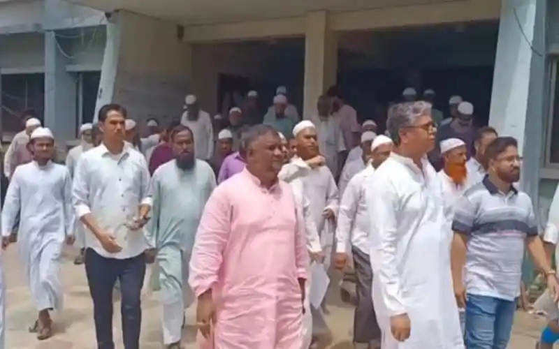 সাভারে ওরস বন্ধের দাবিতে তৌহিদি জনতার স্মারকলিপি প্রদান. Channel i News - চ্যানেল আই নিউজ