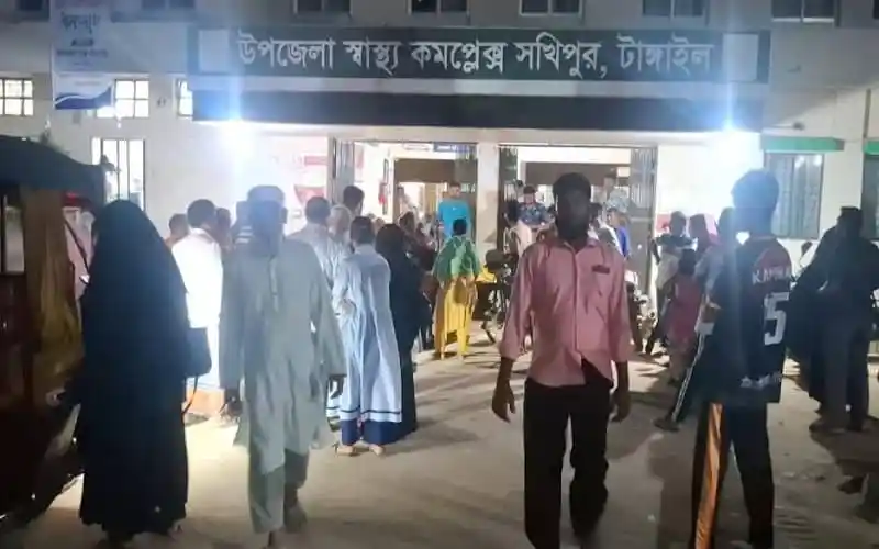 গলায় রুটি আটকে স্কুলছাত্রীর মৃত্যু