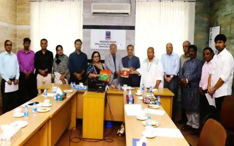 ঢাকা বিশ্ববিদ্যালয়ে ফজলুল হক ট্রাস্ট ফান্ড উদ্বোধন অনুষ্ঠানে অতিথি ও অতিথিরা. Channel i News - চ্যানেল আই নিউজ