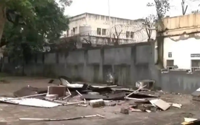 নয়াদিল্লিতে পাকিস্তান হাইকমিশনের অবৈধ স্থাপনা উচ্ছেদ. Channel i News - চ্যানেল আই নিউজ