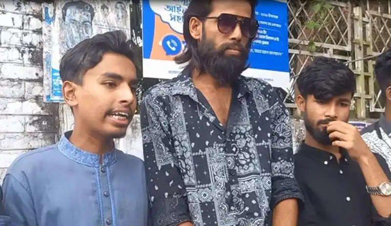 জনপ্রিয় ব্যক্তিত্বসহ তিনজনের ছবি, হবিগঞ্জে মুক্তি পেয়েছেন মাহদী হাসান. Channel i News - চ্যানেল আই নিউজ