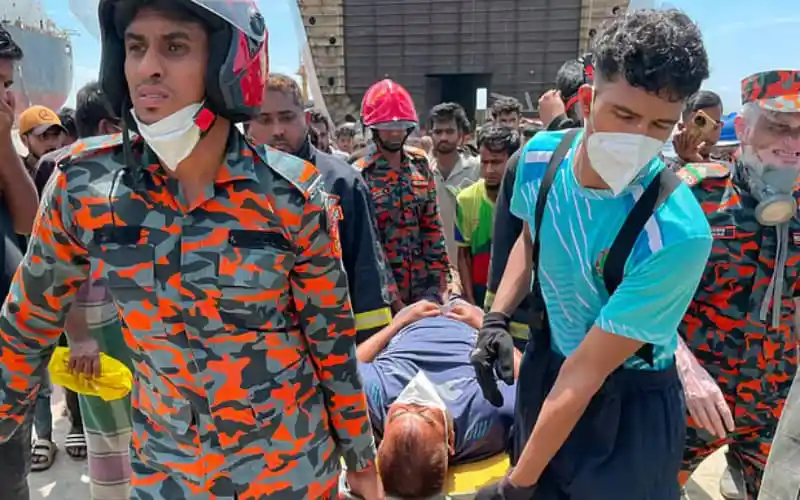 সীতাকুণ্ড শিপ ইয়ার্ডে বিষাক্ত গ্যাসে মৃত্যু বেড়ে ৮
