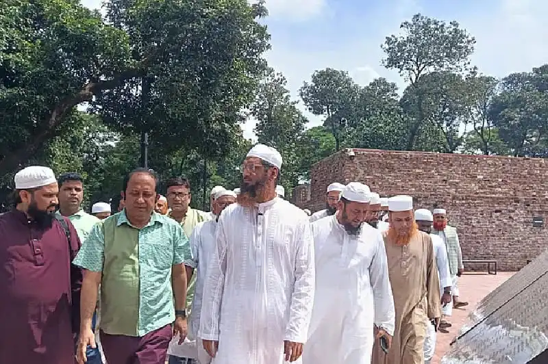 বাংলাদেশের রাজনৈতিক নেতারা শাপলা চত্বরের স্মৃতি সংরক্ষণে আলোচনা করছেন।. Channel i News - চ্যানেল আই নিউজ