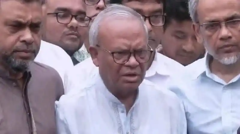 নজরুল ইসলাম আলমগীরের নেতৃত্বে নেতাকর্মীরা লড়াই চালিয়ে যাচ্ছেন।. Channel i News - চ্যানেল আই নিউজ