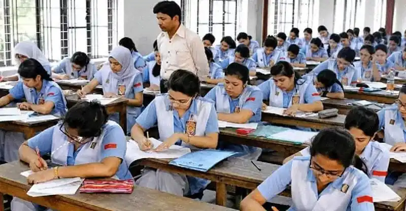 বাংলাদেশের চট্টগ্রাম ছাড়া এইচএসসি পরীক্ষা শেষ, ফলের অপেক্ষায় শিক্ষার্থীরা. Channel i News - চ্যানেল আই নিউজ