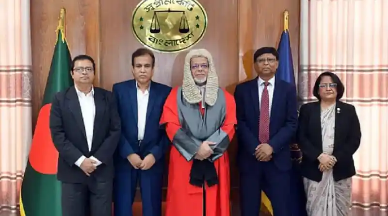 পিএসসির নতুন চার সদস্যের শপথ গ্রহণ, প্রধান বিচারপতির উপস্থিতি. Channel i News - চ্যানেল আই নিউজ