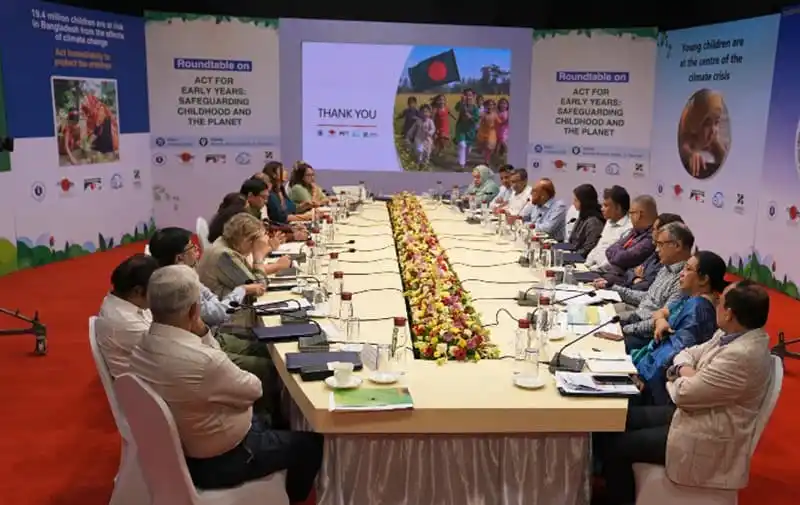 জলবায়ু সংকট মোকাবিলায় আলোচনা ও শিশুদের প্রারম্ভিক বিকাশের গুরুত্ব. Channel i News - চ্যানেল আই নিউজ