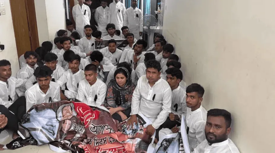 ভাটারা থেকে কার্যক্রম নিষিদ্ধ আওয়ামী লীগের ৫৩ নেতাকর্মী গ্রেফতার