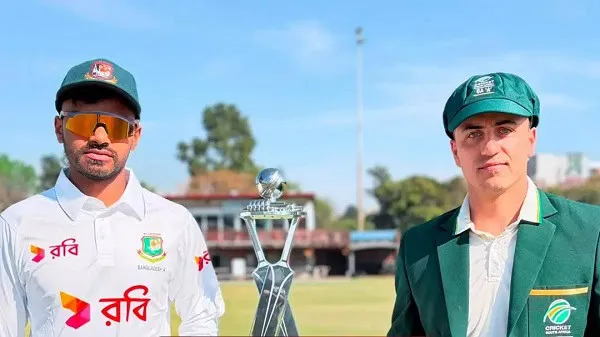 বাংলাদেশ ক্রিকেট দলের দুই খেলোয়াড়, একে অপরের পাশে দাঁড়িয়ে. Channel i News - চ্যানেল আই নিউজ