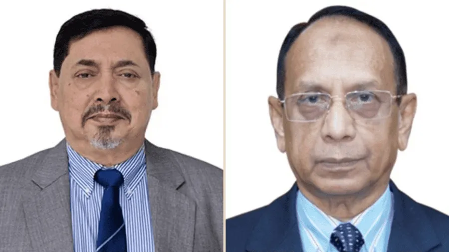 দুইজন সরকারি কর্মকর্তা, একে অপরের পাশে দাঁড়িয়ে ছবি তোলা. Channel i News - চ্যানেল আই নিউজ
