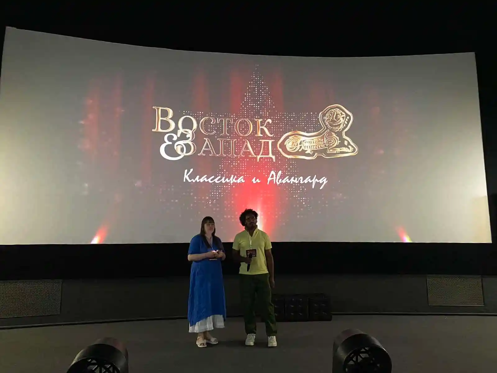অতল'-এর প্রিমিয়ার এ অভিনেতা ও অভিনেত্রী উপস্থিত. Channel i News - চ্যানেল আই নিউজ