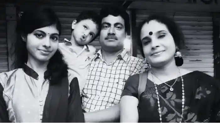 পরিবারের চারজনের ছবি, রংপুরে হত্যাকাণ্ডের তদন্তের সঙ্গে সম্পর্কিত. Channel i News - চ্যানেল আই নিউজ