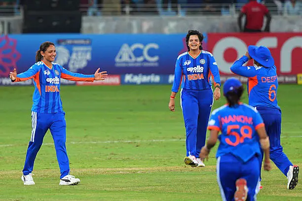 যে কারণে নাকভির হাত থেকে ট্রফি নিতে আপত্তি ভারতের, জানাল বিসিসিআই