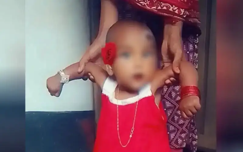 শিশুকন্যাকে নিয়ে দুই মাস ধরে উধাও বাবা, টাকা না দিলে বিক্রির হুমকি