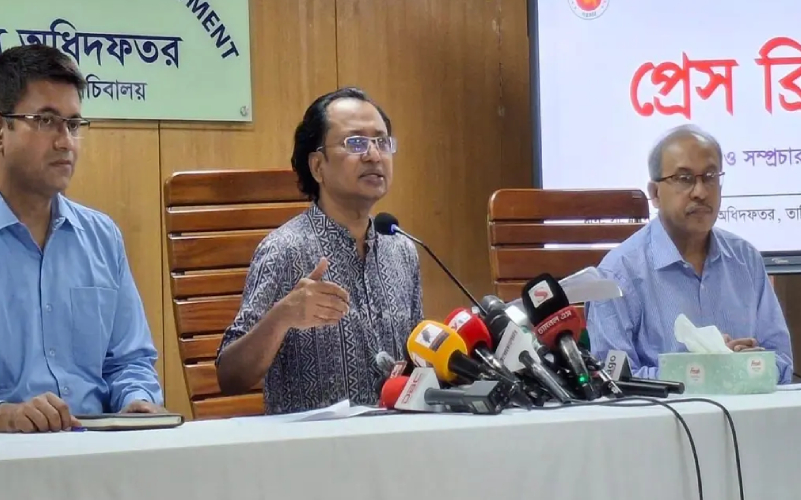 সবার বেতন দ্বিগুণ হয়ে যাবে বিষয়টি এমন নয়: তথ্য ও সম্প্রচার উপদেষ্টা
