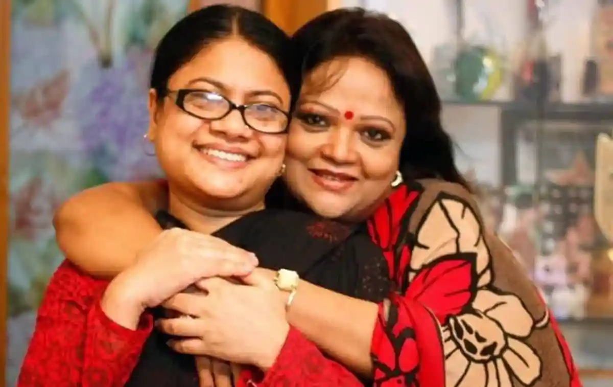 ‘আজকের সব ফুল সাবিনা আপার জন্য ফুটুক’