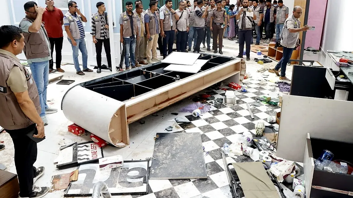 ৩৫ কাঠা জমি নিয়ে বিরোধ, নিউগিনি প্রপার্টিজে হামলার নেপথ্যে কী?