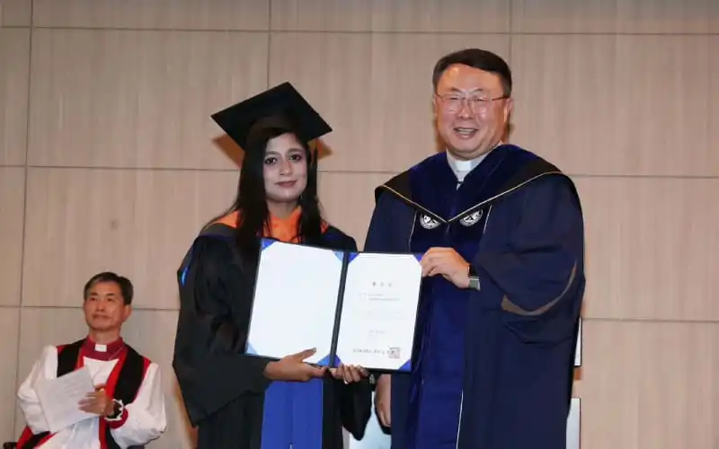 সাউথ কোরিয়ায় প্রেসিডেন্ট অ্যাওয়ার্ড পেয়েছেন বাংলাদেশি শিক্ষার্থী ইয়াসমিন আক্তার