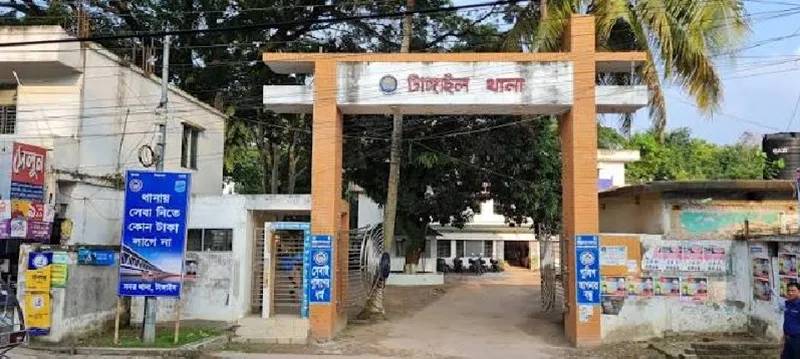 টাঙ্গাইলে মহাসড়কের পাশে সাবেক ইউপি সদস্যকে কুপিয়ে হত্যা