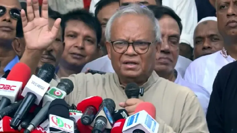 ‘শেখ হাসিনাকে নিয়ে আপনাদের উদ্দেশ্যটা কী?’ ভারতকে প্রশ্ন রুহুল কবির রিজভীর