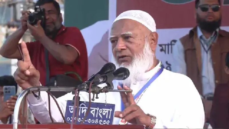 ‘স্বরাষ্ট্রমন্ত্রী সর্বমন্ত্রীর দায়িত্ব পালন করেন, নিজের মন্ত্রণালয়ের খোঁজ নেই’