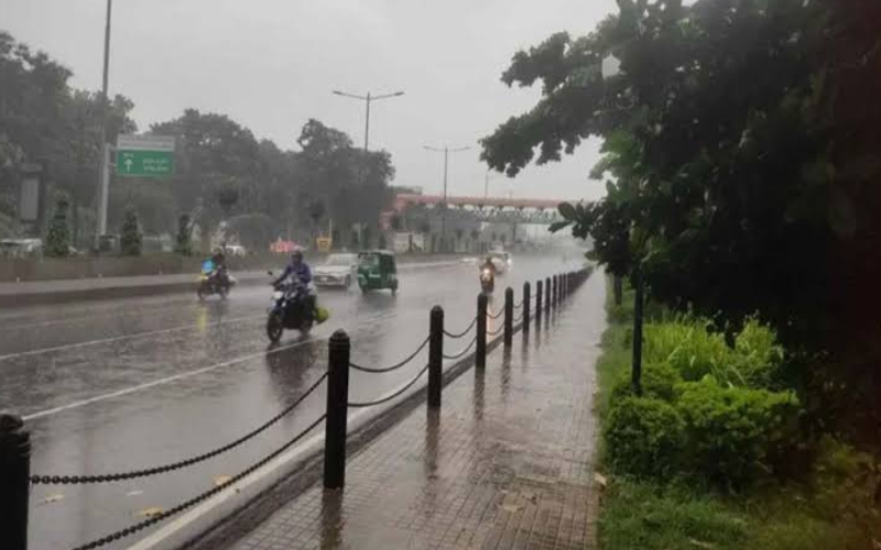 রাজধানীসহ দেশের বিভিন্ন অঞ্চলে বৃষ্টির সম্ভাবনা