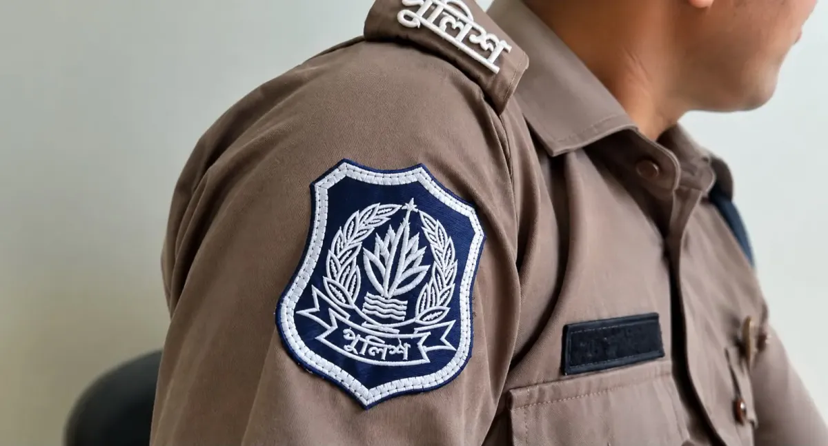 পুলিশ প্রটোকলে আগের মতোই ‘মহামান্য-মাননীয়’