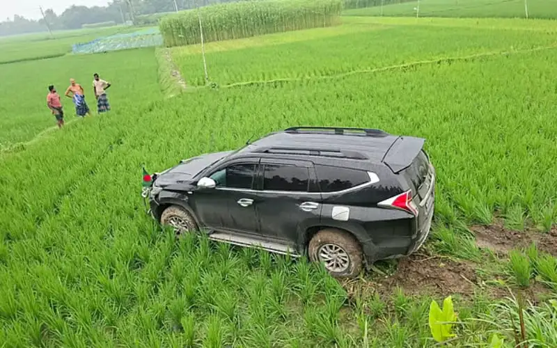 প্রতিমন্ত্রীর গাড়ির ধাক্কায় আহত নারীর মৃত্যু