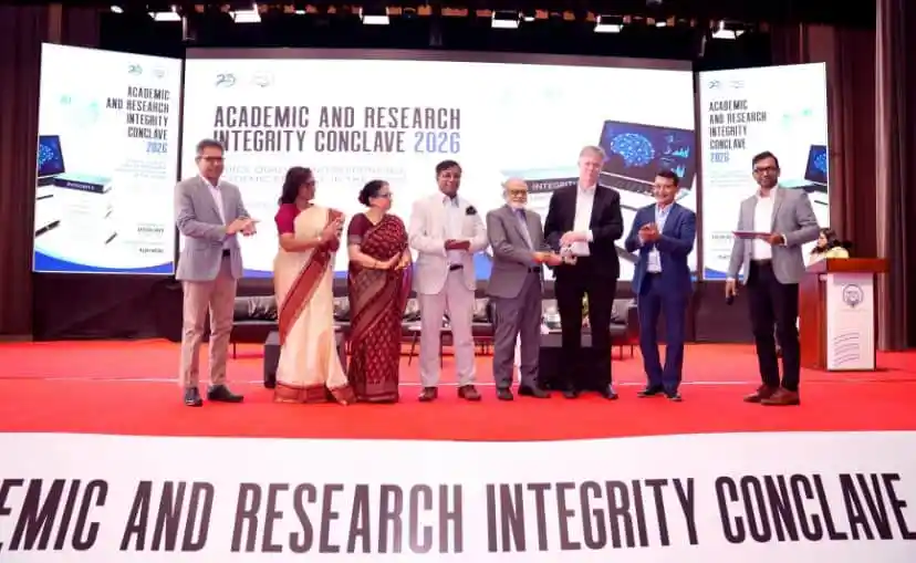 কৃত্রিম বুদ্ধিমত্তার দায়িত্বশীল ব্যবহার ও একাডেমিক সততা জোরদারের আহ্বান